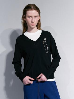Shiny V-neck Pullover (Black)