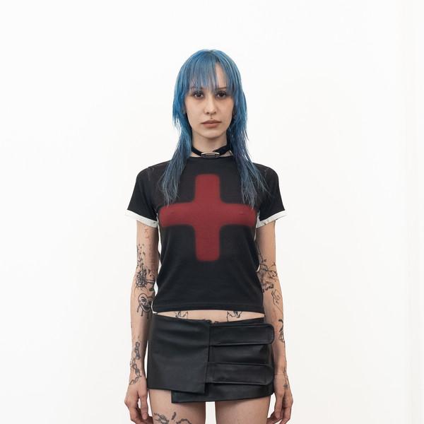 CROSS CROP SHORT SLEEVE BLACK