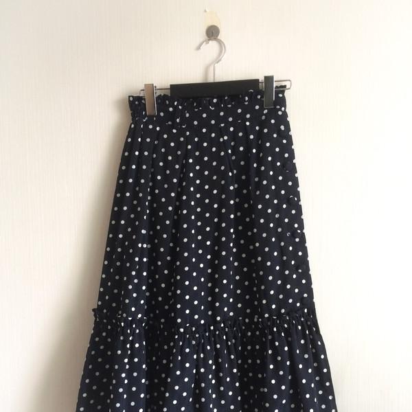Button point dot pattern long skirt