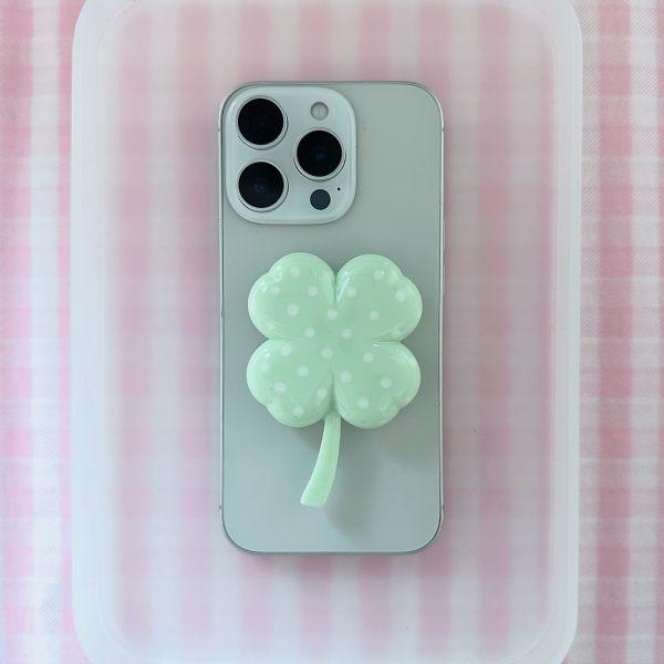 "Big lucky =Big happy” tok