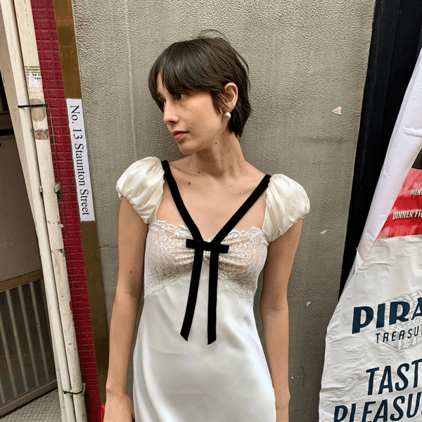 Lace-Coated Velvet Bow Sleeve French Dress