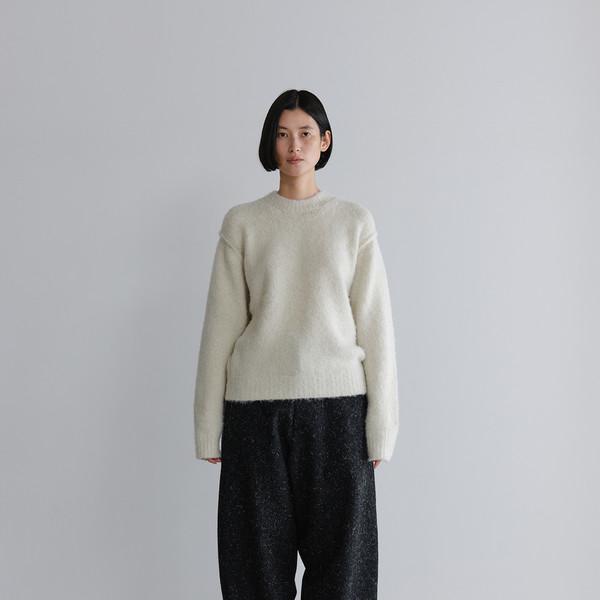 WOOL BRUSHED PULLOVER - APPLE WHITE