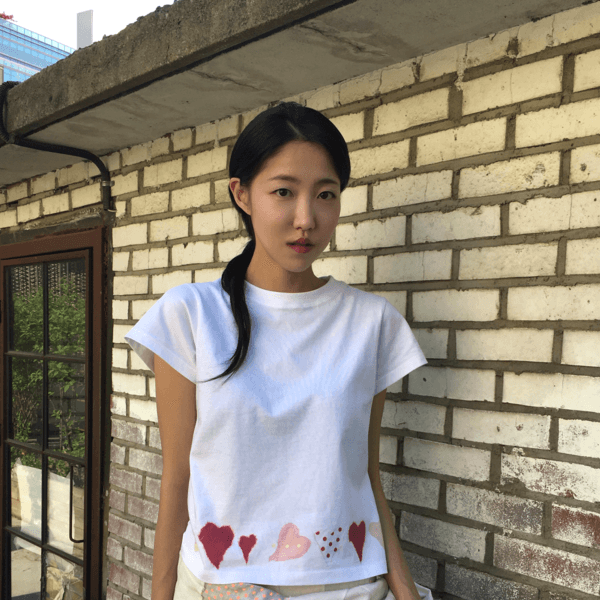 [Pre-Order - 5/15 출고] Heartsneeze T-Shirt