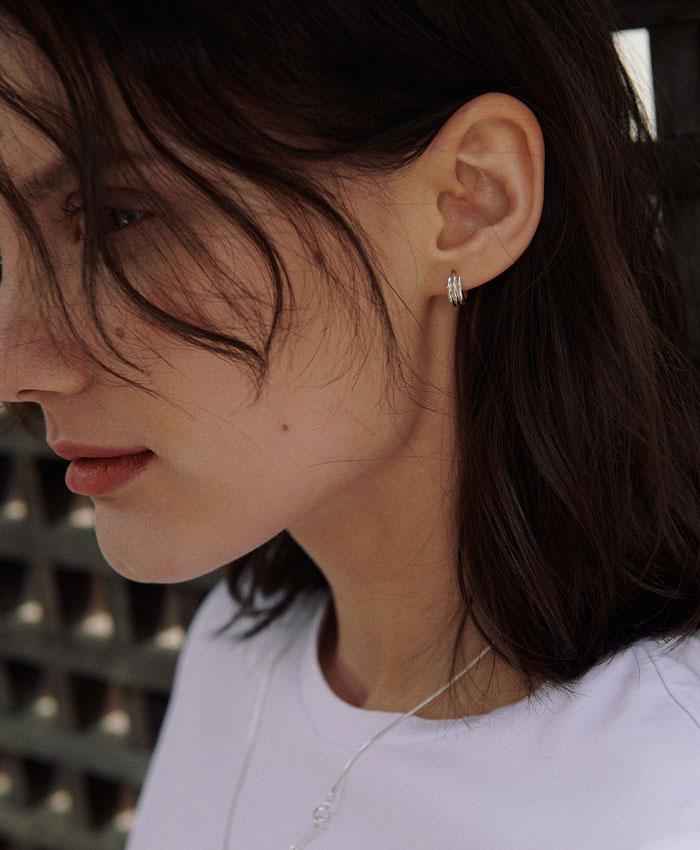 베흐트 [15차 리오더][3/31 출고][925 silver] Deux.silver.183 / fort earring (silver)