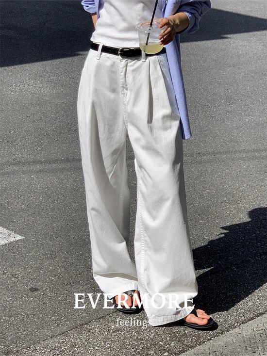 필링스 [당일출고] [6차/evermore] 화이트 핀턱 팬츠