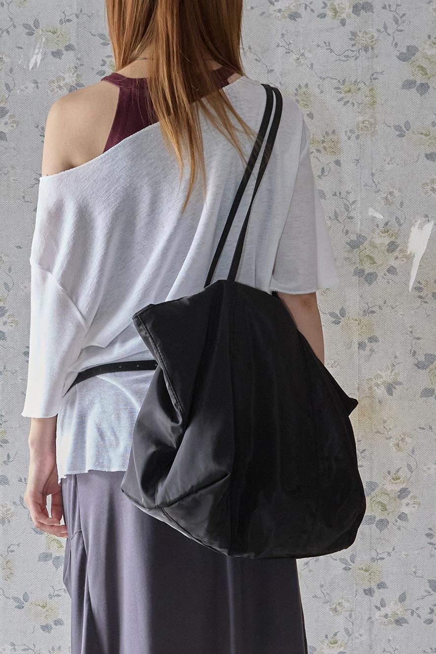 베르크서울 NYLON SHOPPER BAG