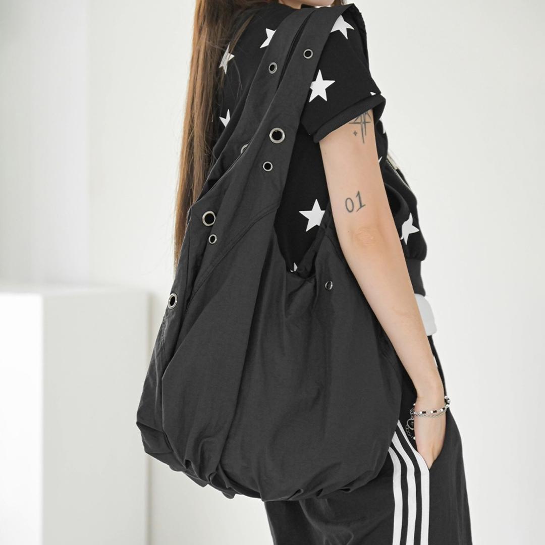 바이너리원 티바 아일렛 숄더백