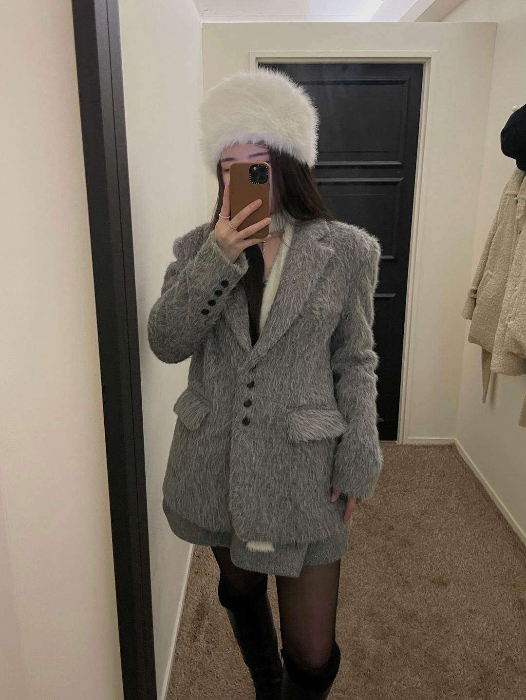 벨라포유 햄턴 모헤어 오버핏 싱글버튼 장모 하프자켓