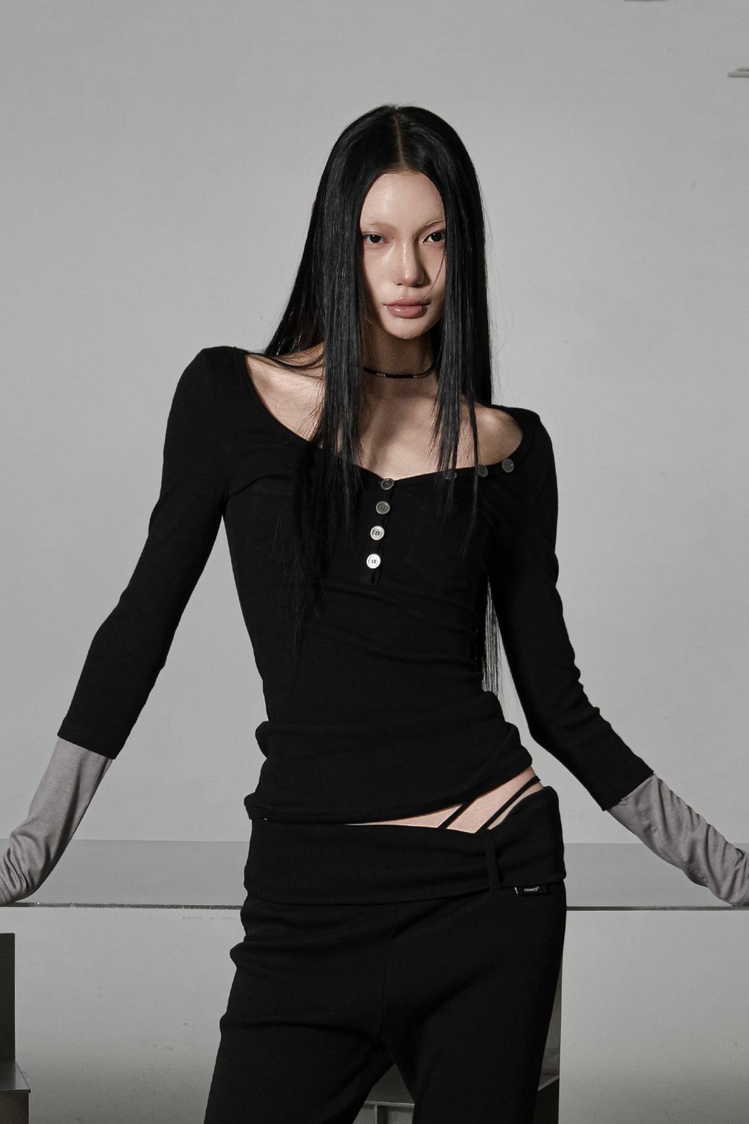 DUAL TONE BUTTON LONG SLEEVE [BLACK]