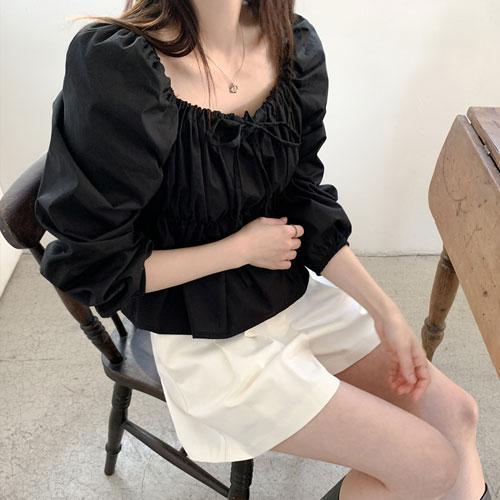 [가을/하객룩] 마카롱 셔링 리본 크롭 블라우스