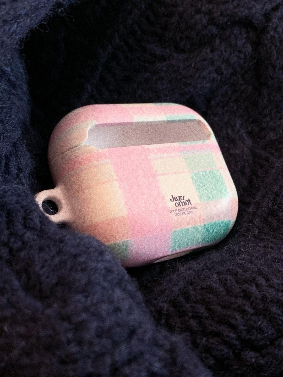 [Air pods case] Rosevert Sweater