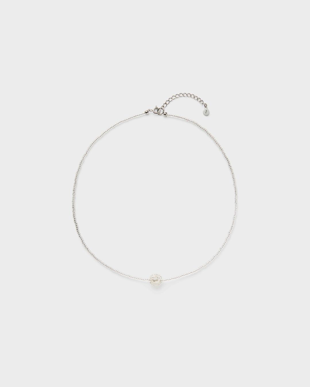 Pearl Hug Necklace, White