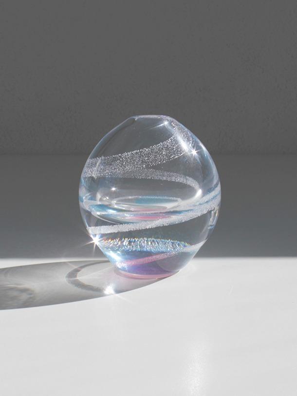 aurora spiral bubble vase