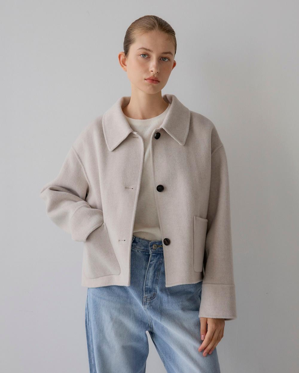 퍼카라 숏코트 - 아이보리