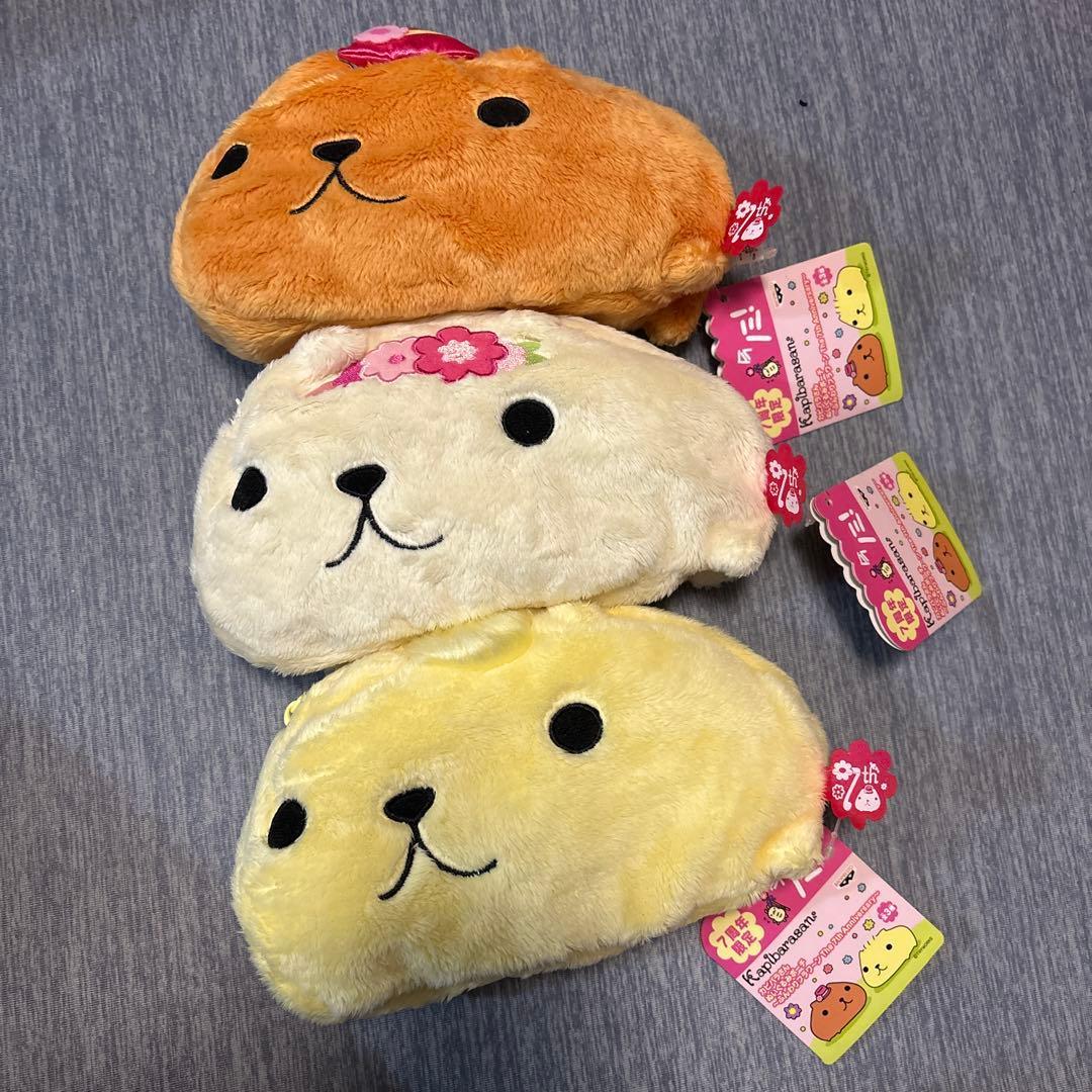 カピバラさん 7周年ぬいぐるみポーチ　3個