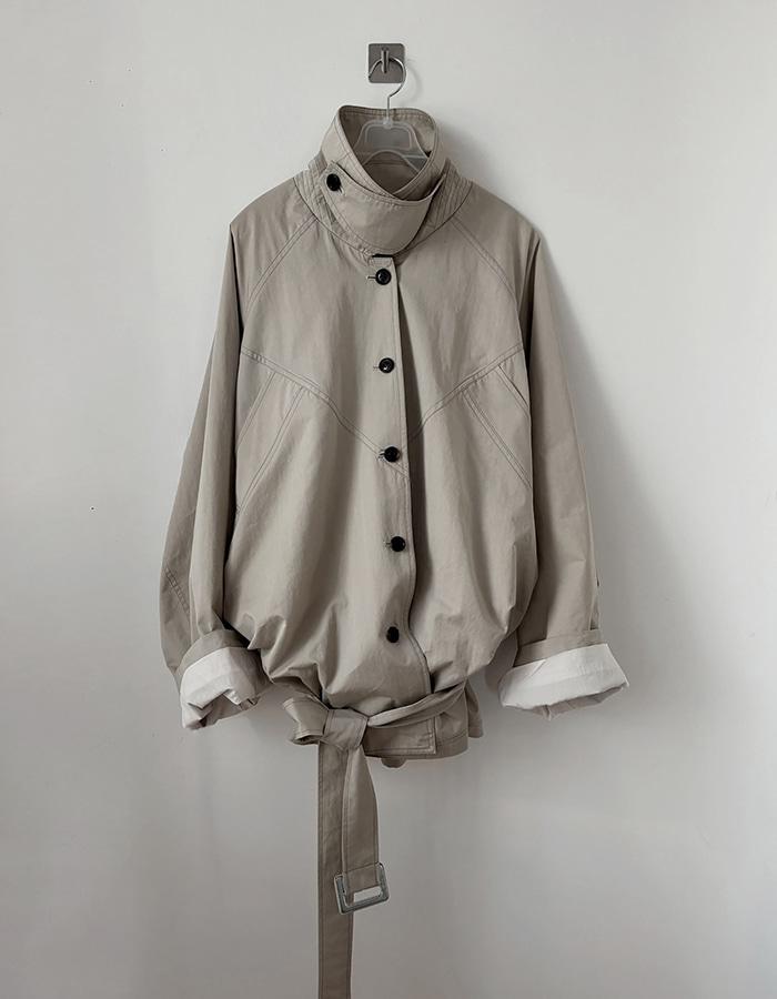 샌더하프트렌치코트