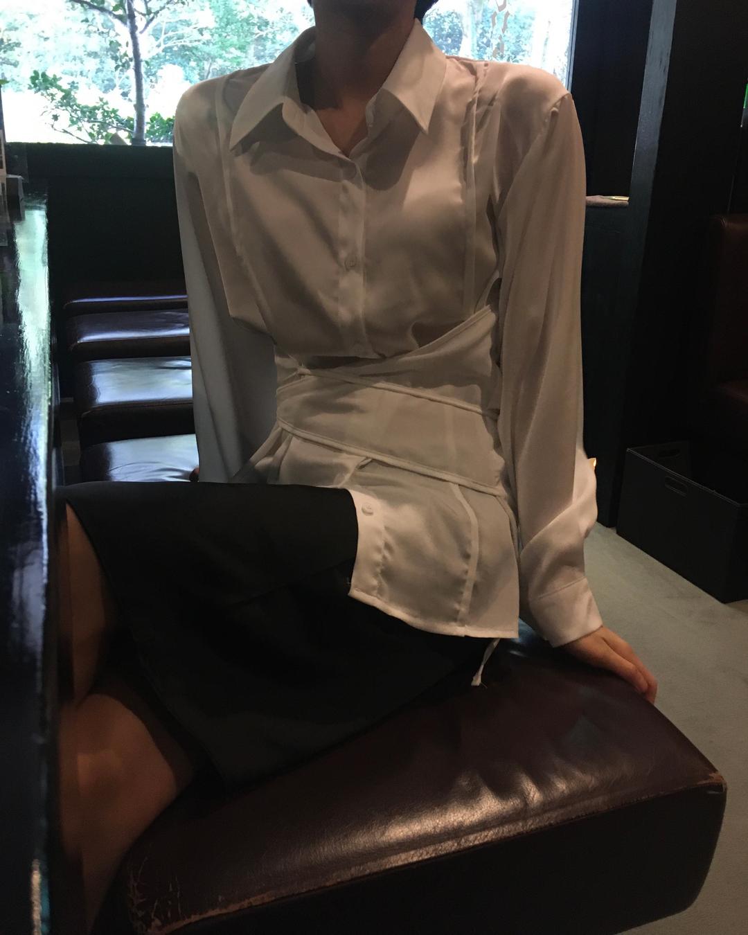 True wrap blouse (2color)