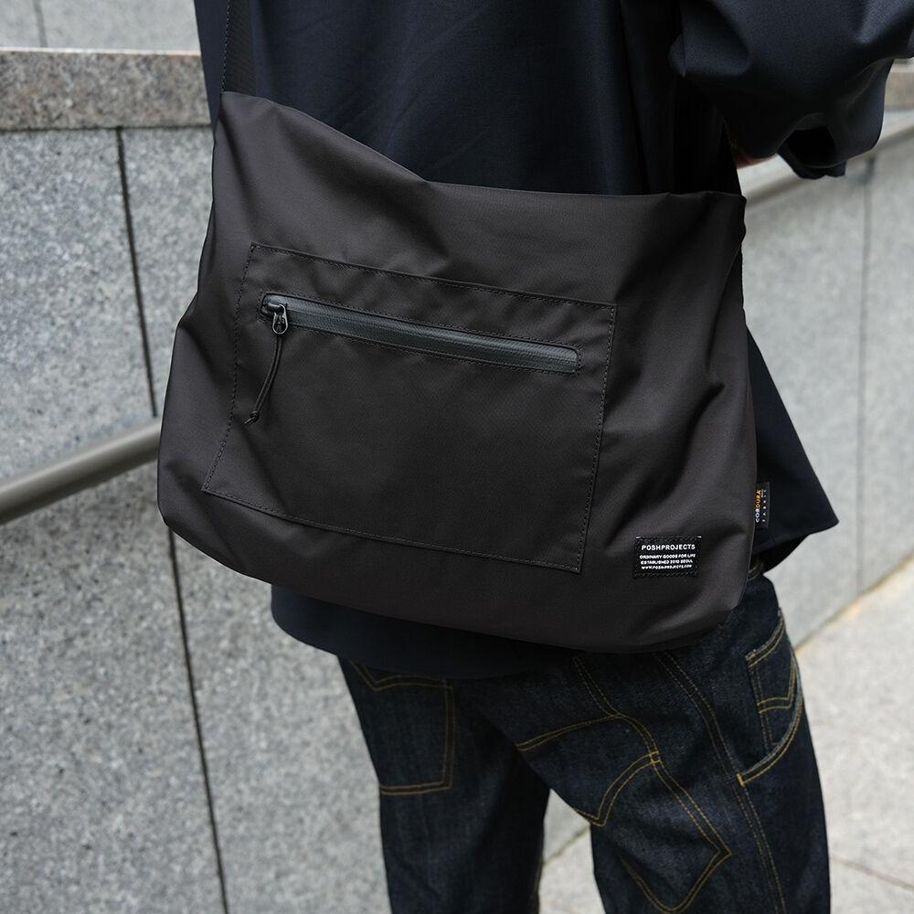 C115 고아웃 백 블랙