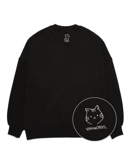 고양이 자수 오버핏  맨투맨(VNCTS408) 블랙