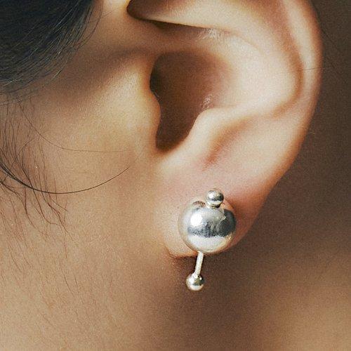 선 고누 볼 귀걸이_line gonu ball earring