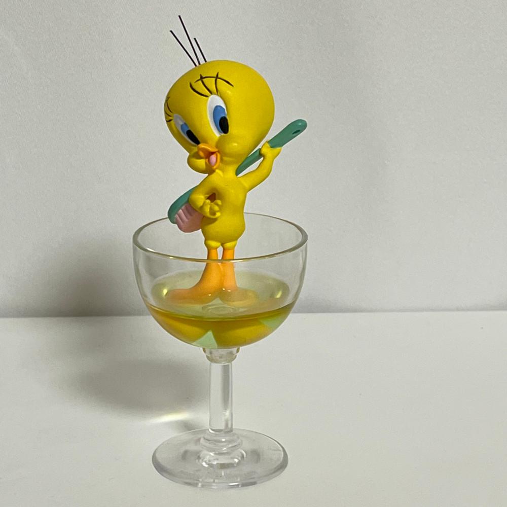 트위티 와인잔 피규어