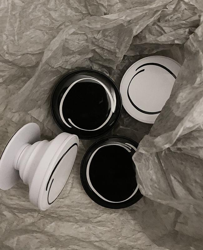 Circle grip tok
