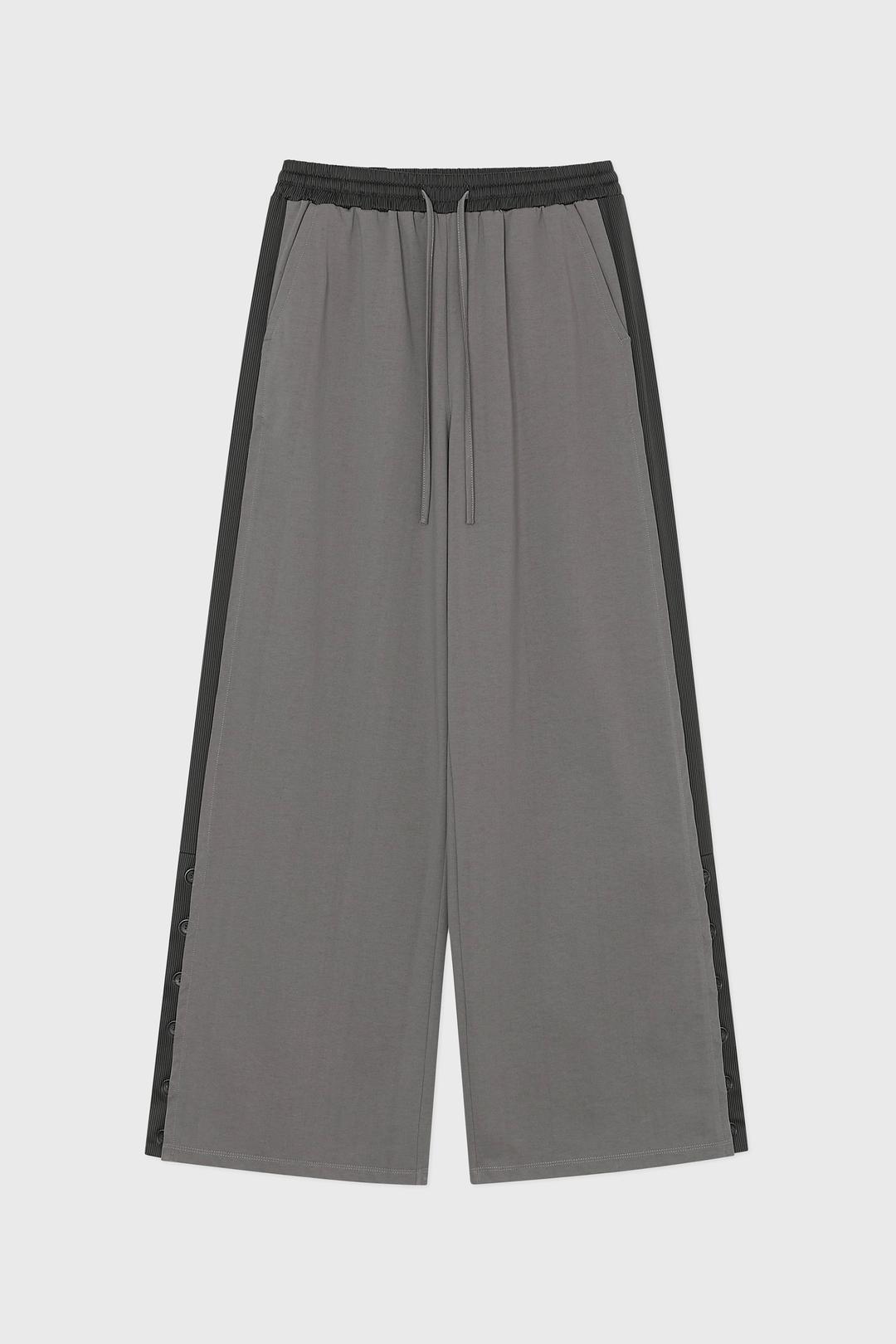 SIDE BUTTON WIDE PANTS, (STONE GREY)