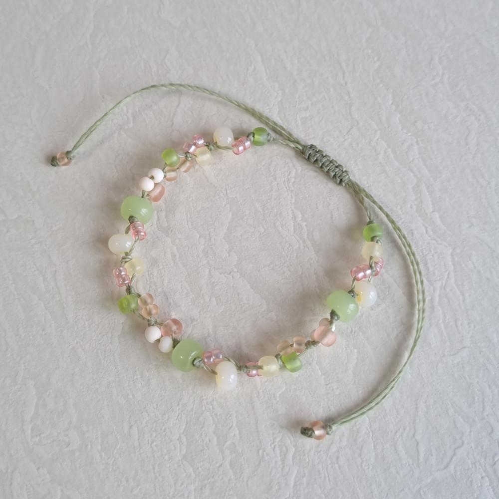 앵두꽃 화관 / 시드비즈 매듭 팔찌 Bracelet