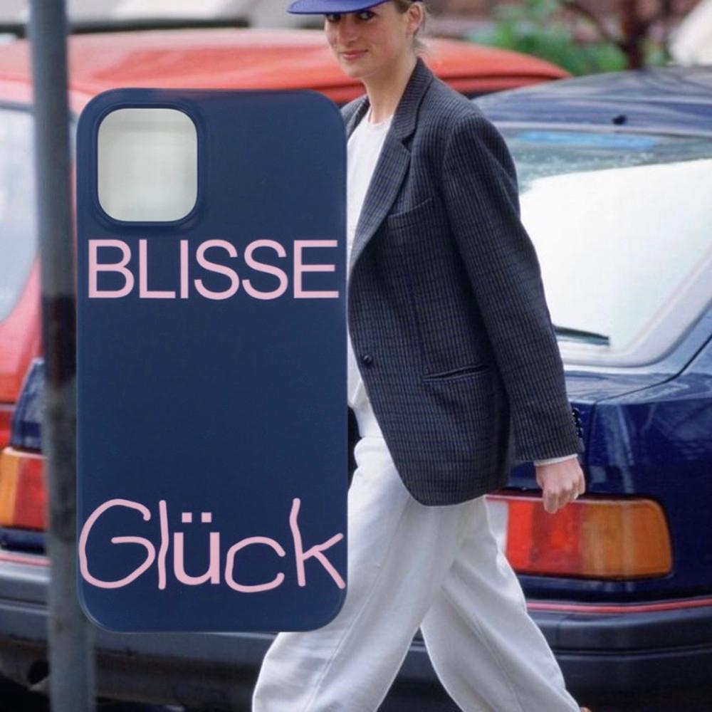 BLISSE PHONE CASE NAVY PINK