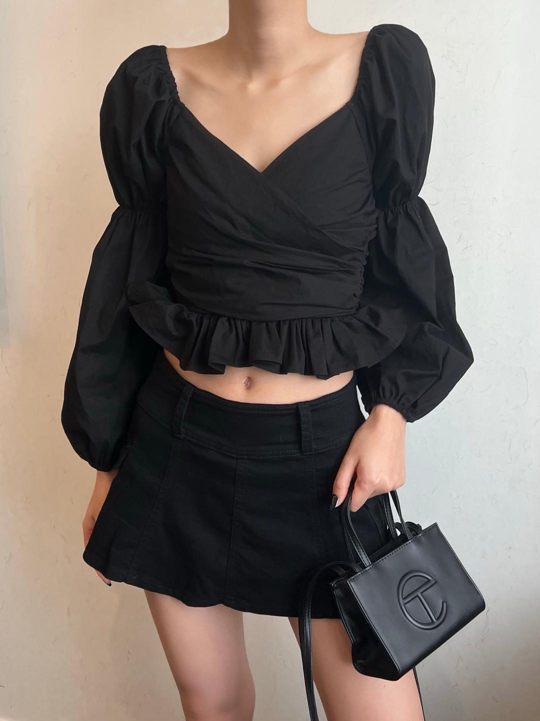 949. Flare low skirt