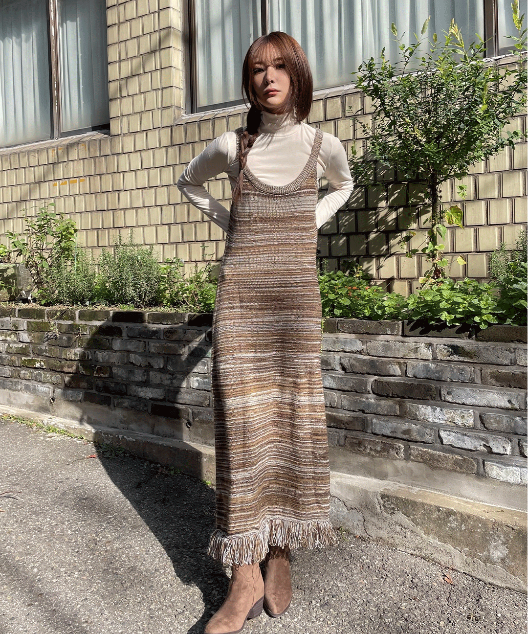 브레 테슬 브이넥 니트 롱 원피스 - 2color