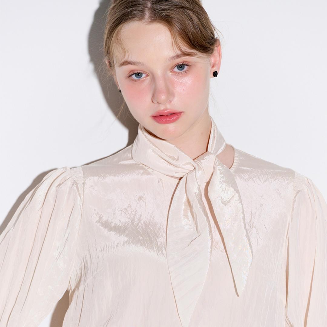 Shining scarf blouse_Ivory