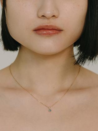 Blue sapphaire egg Necklace (14K)