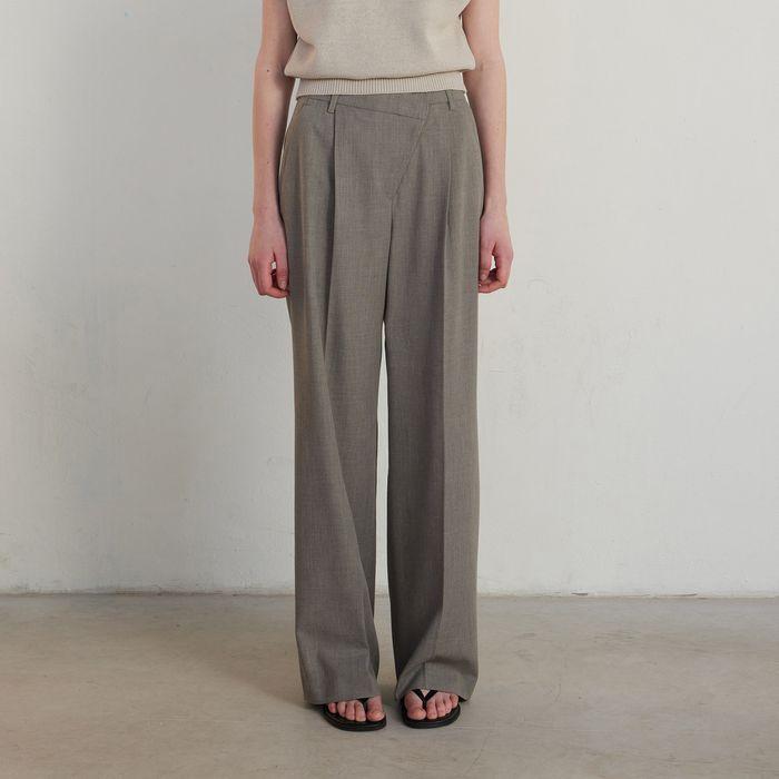 UNBALANCE ONE TUCK WIDE FIT SLACKS - BROWN