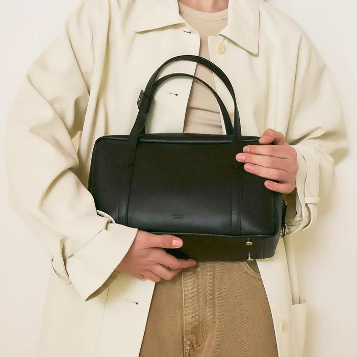 Soft box tote bag Black