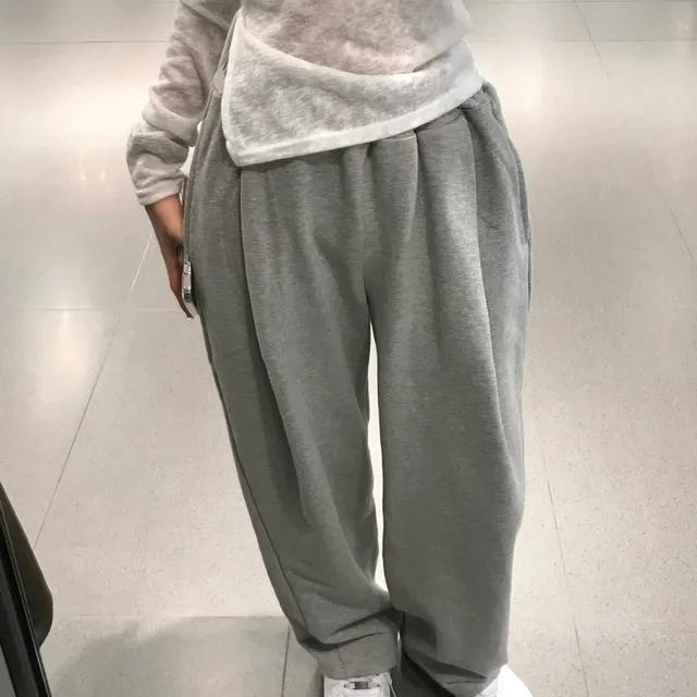 [그레이 M 사이즈 3월 초 입고] 쭈리원턱 와이드 트레이닝 팬츠