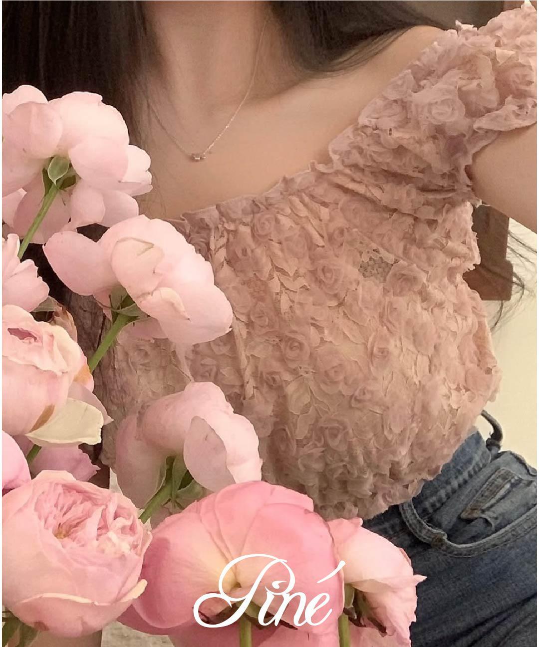 피네 라일리 로즈탑 _ 피네