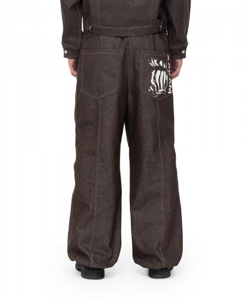 Knee Pin-tuck Printed Denim Pants (Brown)