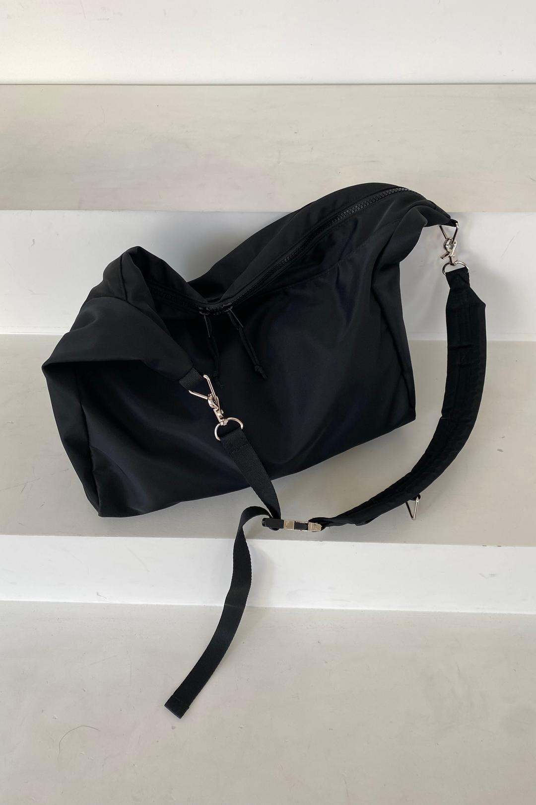Buckle strap messanger bag