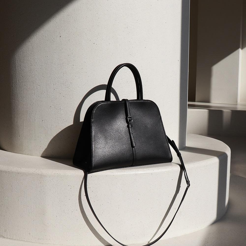 BLANC MEDIUM BLACK