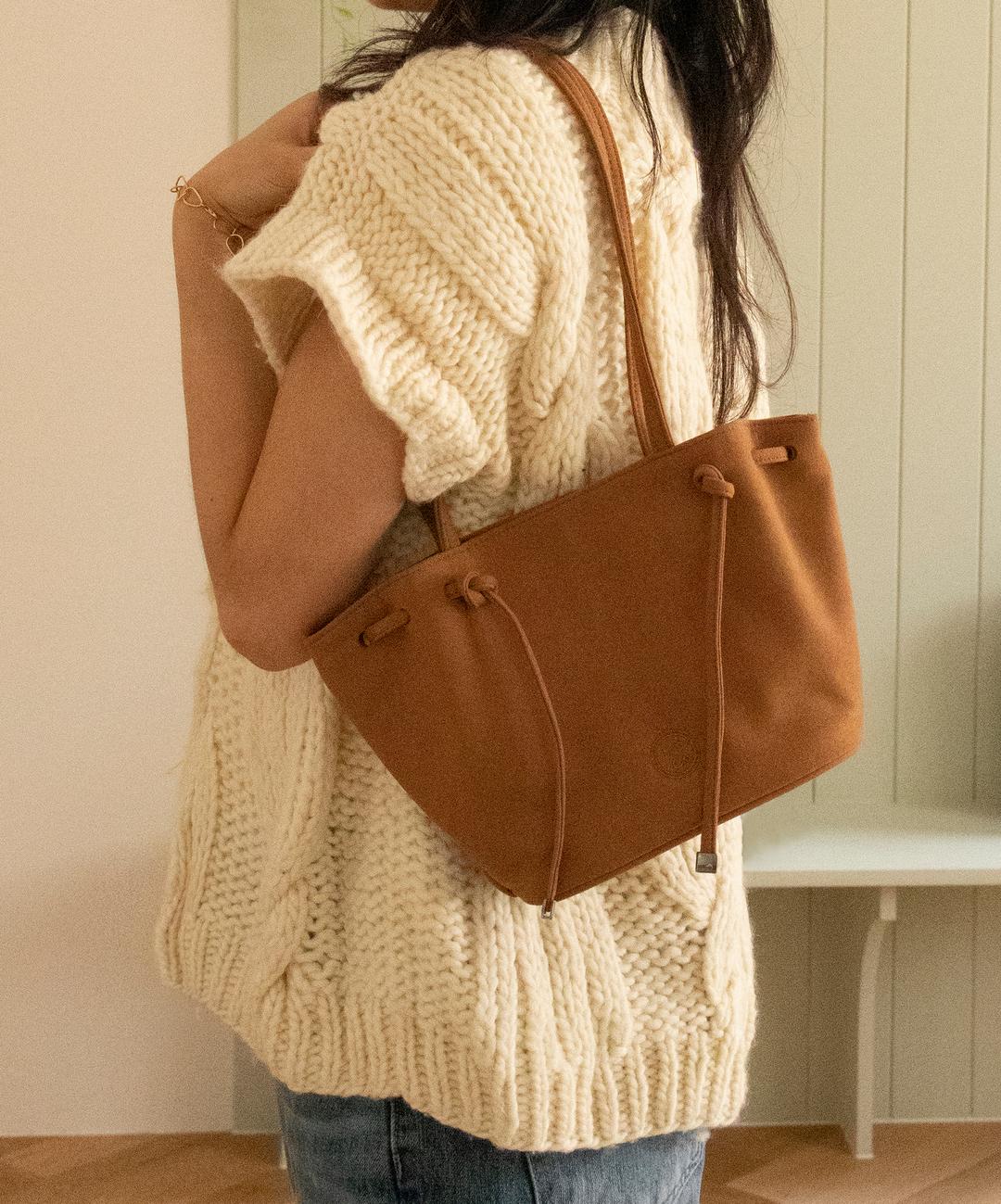 clam suede bag / 클램 스웨이드 백 _chestnut