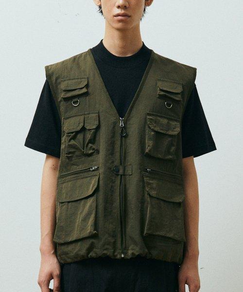 퍼블릭피겨(PUBLICFIGURE)  워시드 나일론 유틸리티 베스트_카키 - 사이즈 & 후기 | 무신사