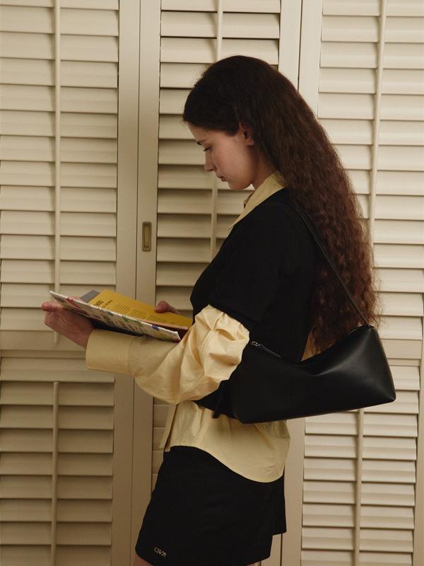 미누 숄더백 Minu Shoulder Bag_Black