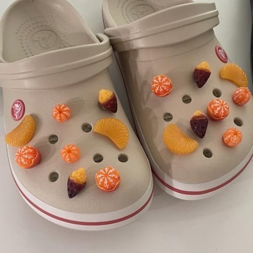 [당일출고] 겨울 간식 귤 오렌지 고구마 크록스 지비츠 세트 (8pcs)