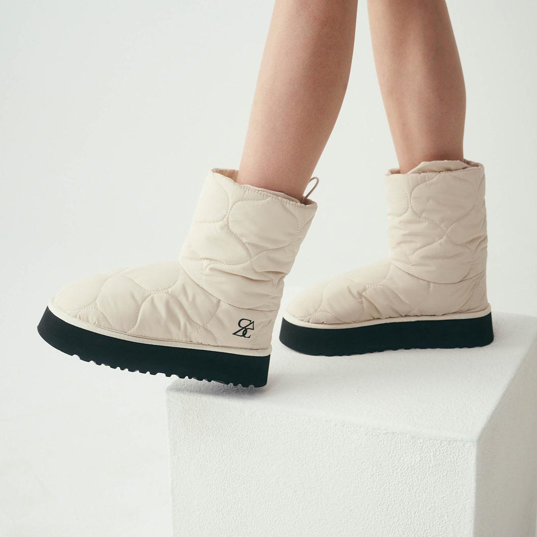 솔트앤초콜릿 [★이세영 착용]토스티 패딩부츠 412346026 (4cm/2colors)