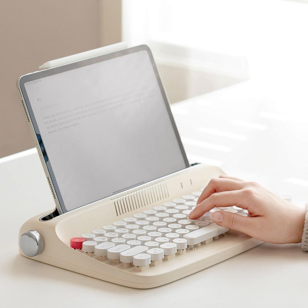 엑토 레트로 미니 블루투스 멀티페어링 키보드 B303(블루투스연결)