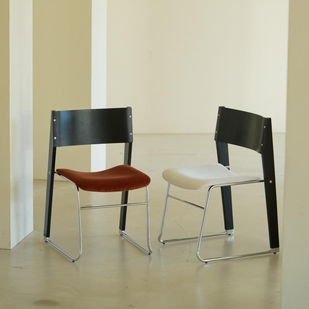 홀스테인 체어 HOLSTEIN CHAIR