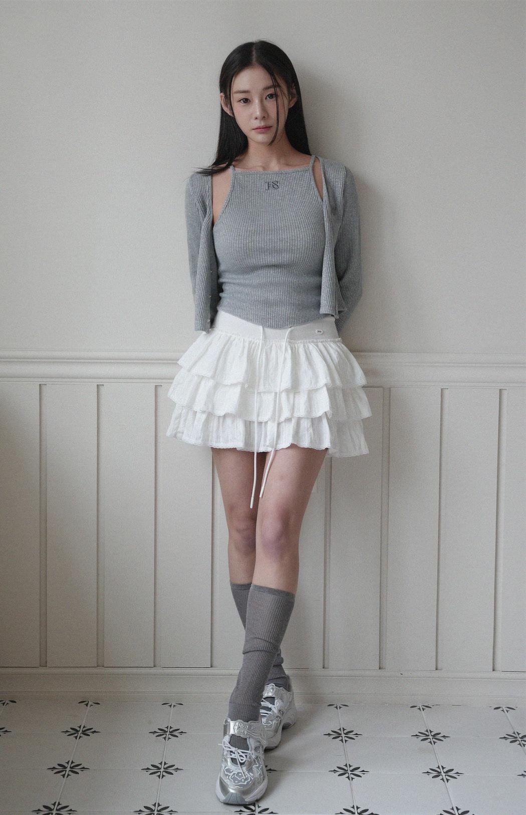 FRILL LACE MINI SKIRT (WHITE)