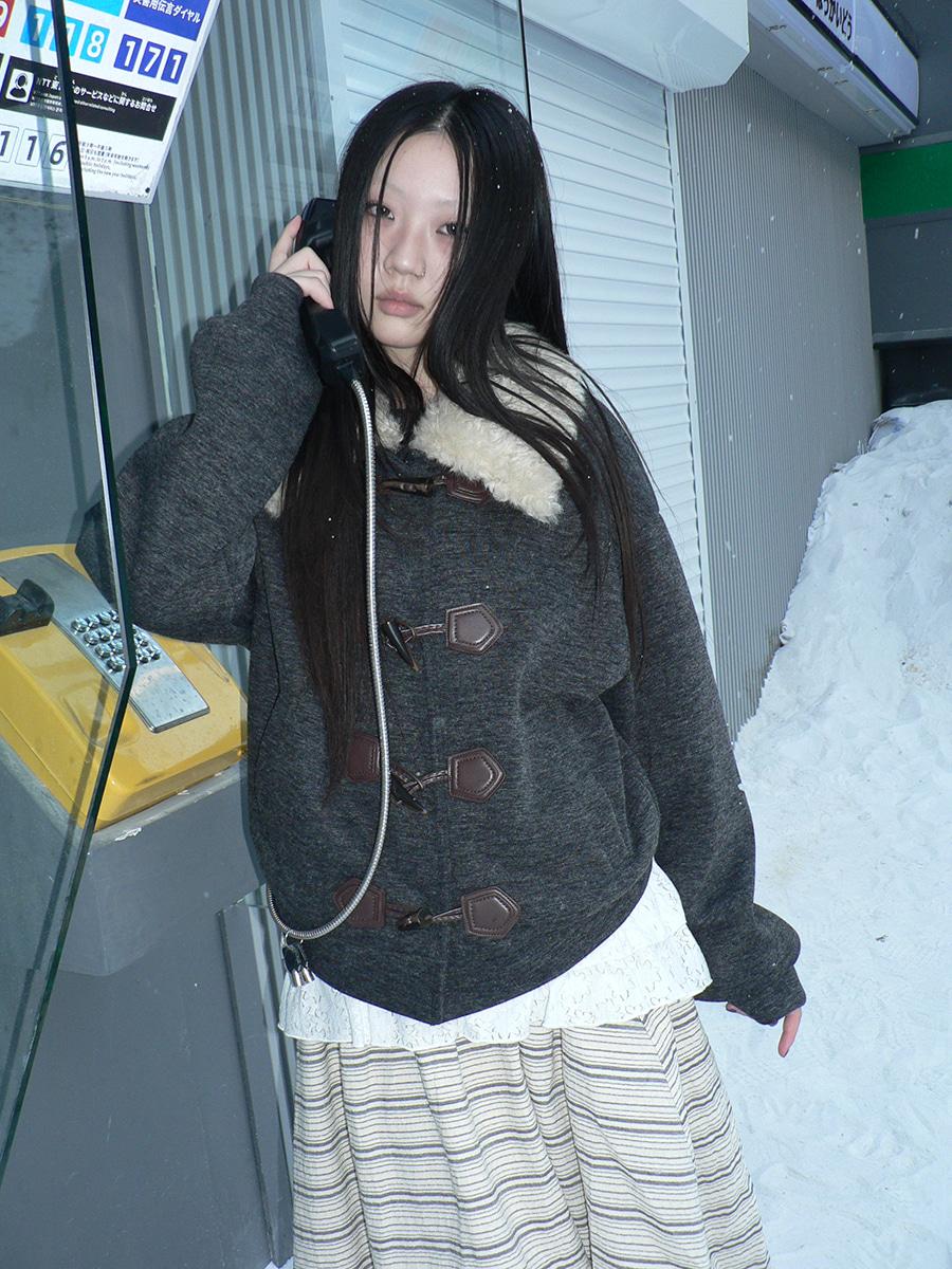 ang:project Fur collar horn button brushed fleece jacket