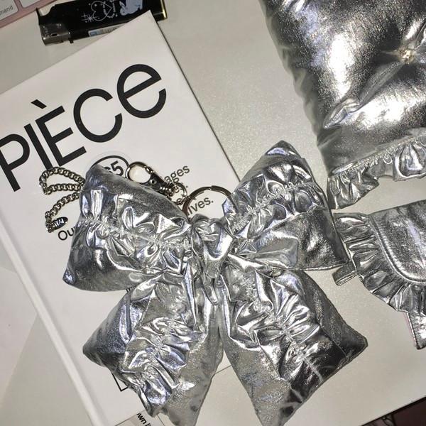 Keyring - Silver Ribbon